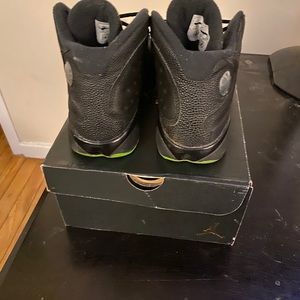 I’m selling Retro Jordan 13’s Black/Green